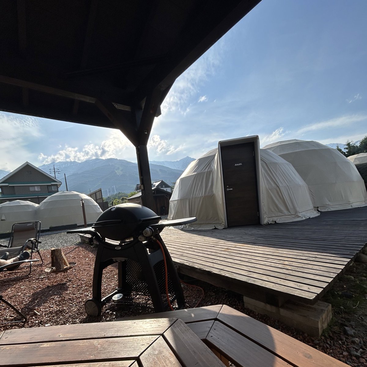 今までアンチサウナ派だったんですが、
半年くらい何しても抜けなかった心身の疲労とストレス感が解消して驚き。
From P最高でした🧖‍♀️🌲