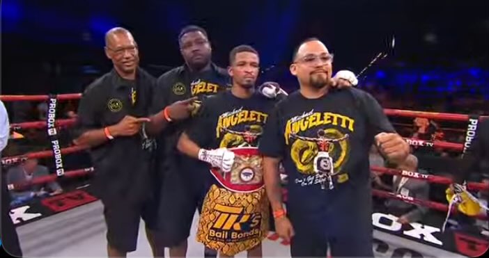Brunch Boxing (@brunchboxing) on Twitter photo 📋 Results from ProBox TV:
Michael Angeletti (14-0, 8 KOs) UD10 Eros Correa (15-2, 9 KOs)
👨⚖️ 99-91, 99-91, 99-91
#BrunchBoxing
<a href="/Angeletti_1/">Michael Angeletti</a> 📋 Results from ProBox TV:
Michael Angeletti (14-0, 8 KOs) UD10 Eros Correa (15-2, 9 KOs)
👨⚖️ 99-91, 99-91, 99-91
#BrunchBoxing
<a href="/Angeletti_1/">Michael Angeletti</a>