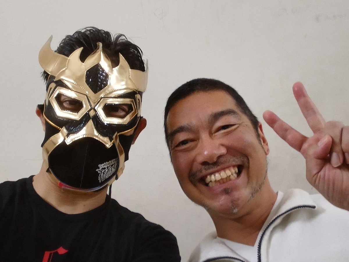 ６/７　666不法集会にご来場のお客様
誠にありがとうございました。

試合は・・・思い出せない
いや、思い出したくない

昨日は忙しすぎて写真取れなかったので
666後楽園で久々に再会したマメさんと
#onryo30ram20 
#pr666