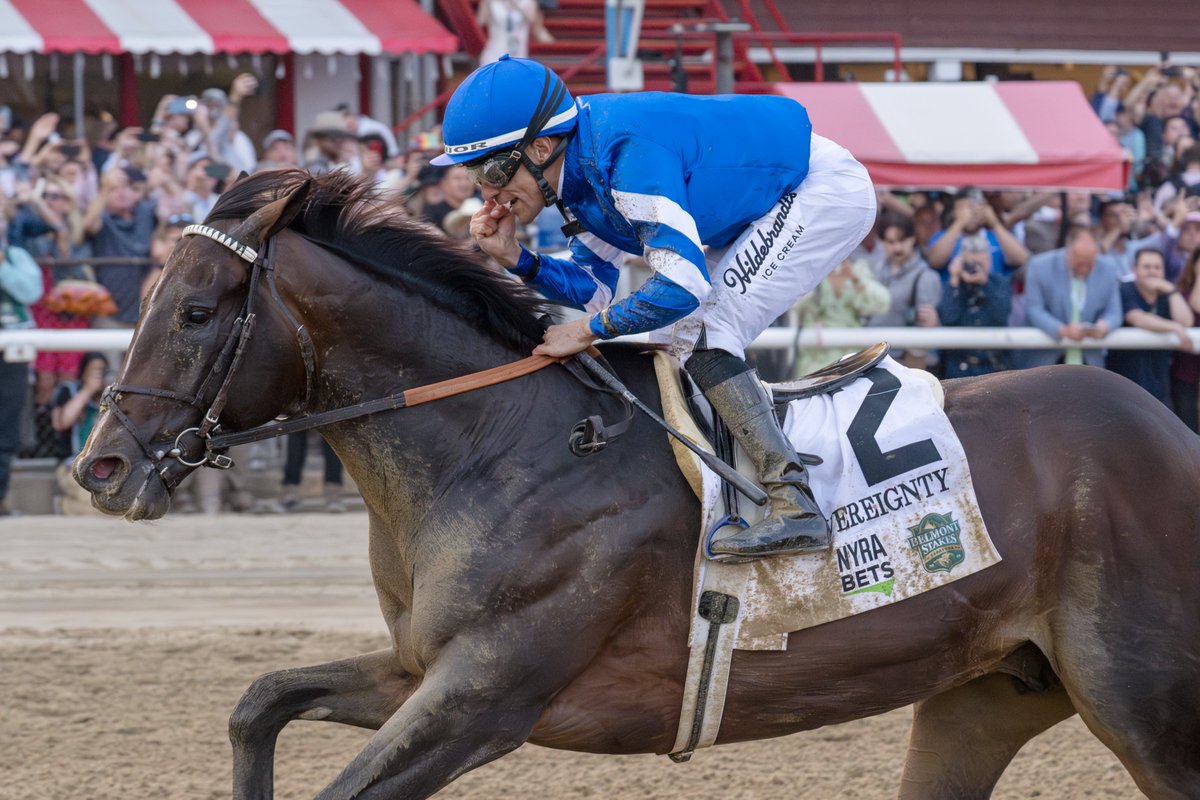 EricaPhotog's tweet image. Sovereignty, trained by Bill Mott and ridden by Junior Alvarado, wins the Grade I Belmont Stakes of the #BelmontStakes Racing Festival #SaratogaRaceCourse #Saratoga @JuniorandKellyA @godolphin