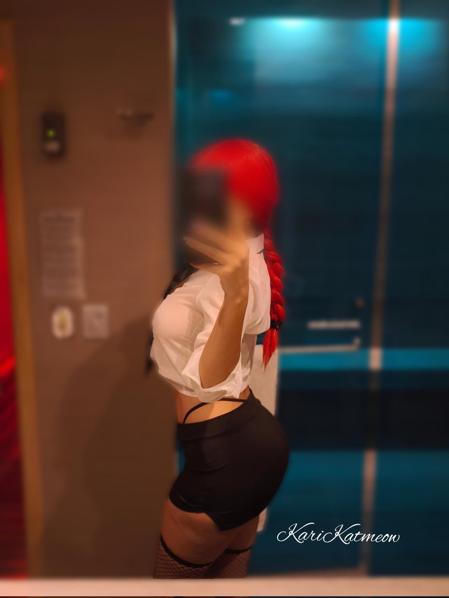 Sábado de oficina 🤓

#chainsawman #makimacosplay