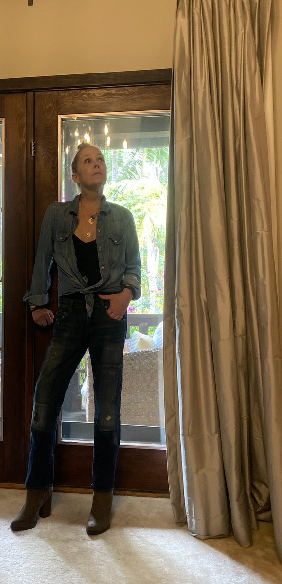 christina applegate tweet media