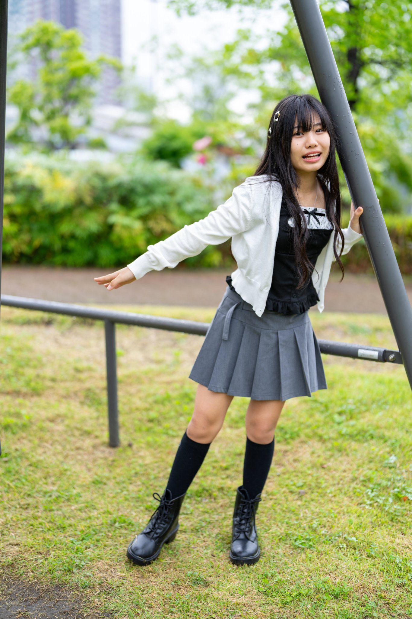 rena - Search / X