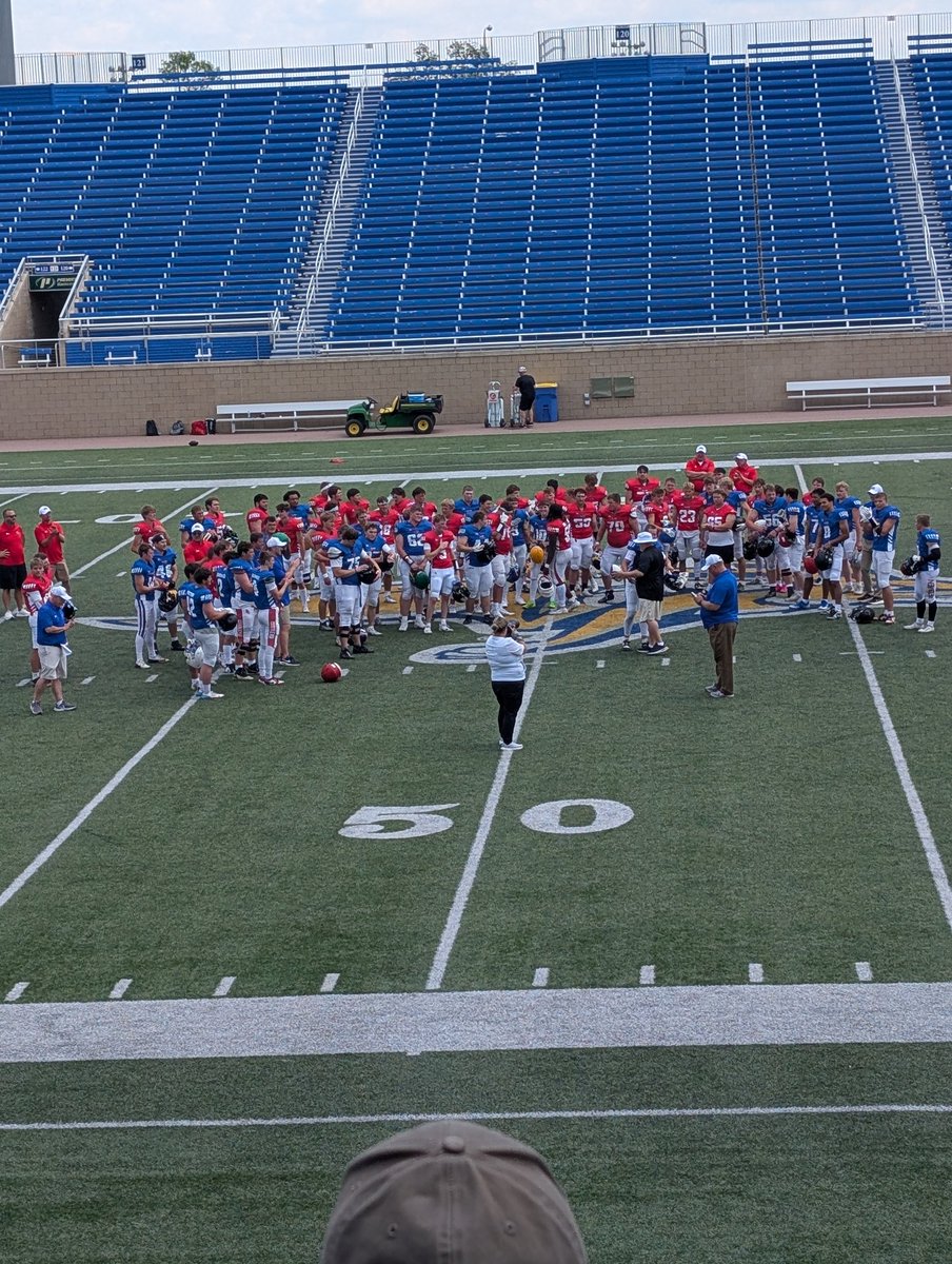 HERREID/SELBY WOLVERINE FOOTBALL tweet media