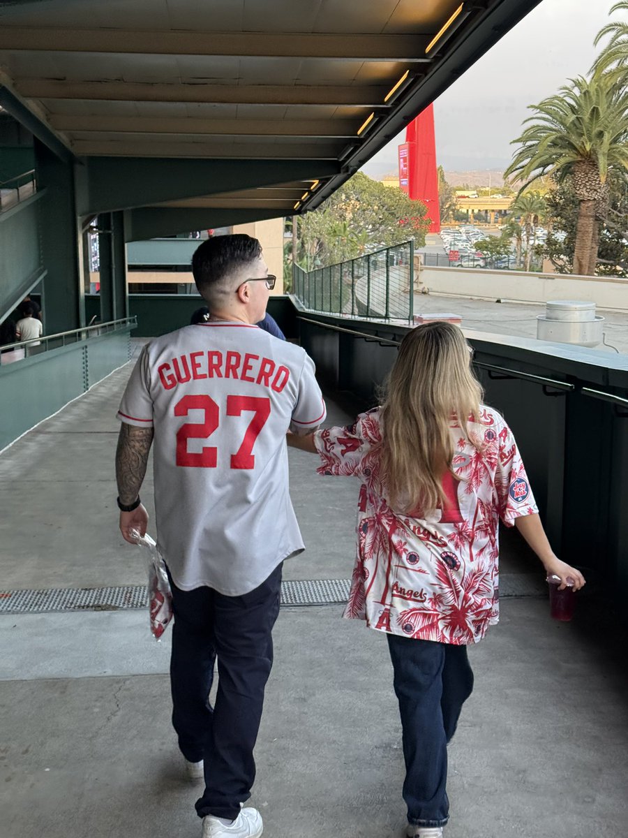 Mrs. Armenta tweet media