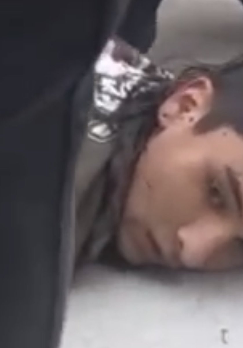 Johanajjcol's tweet image. Aquí está el sicario