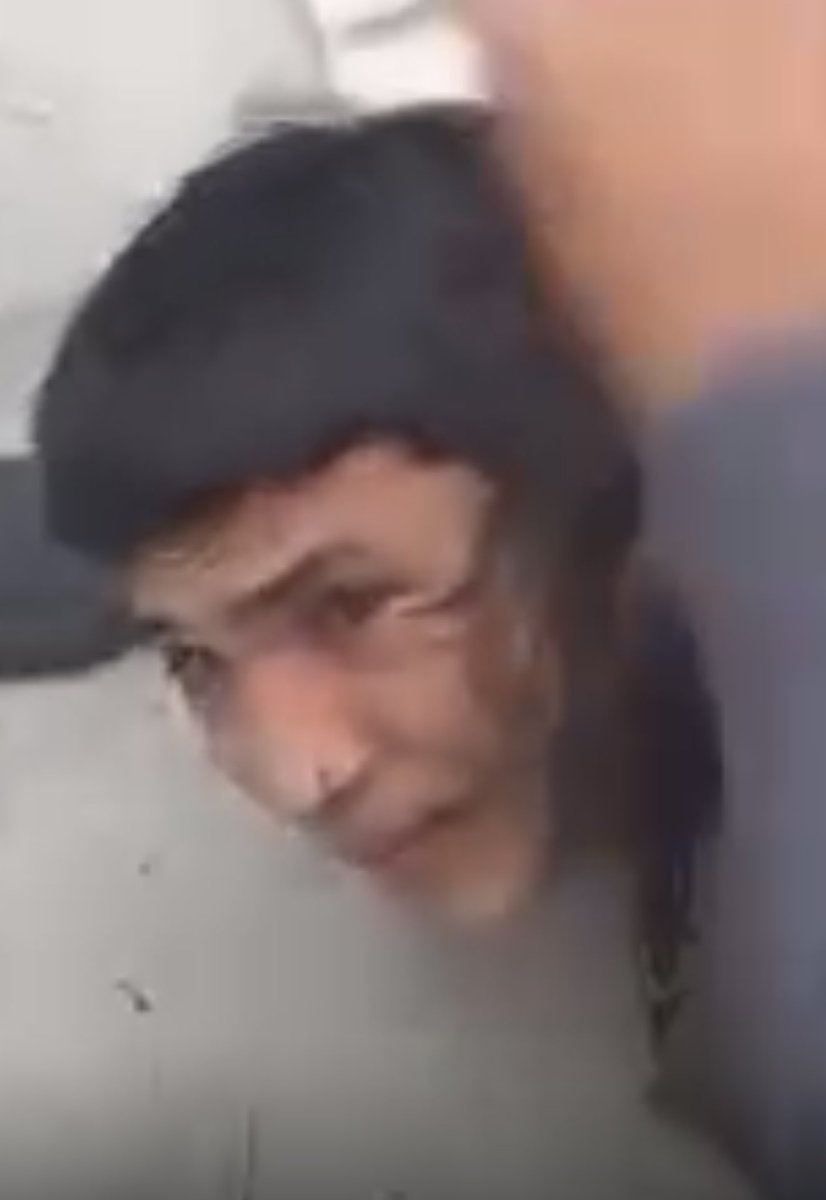 Johanajjcol's tweet image. Aquí está el sicario