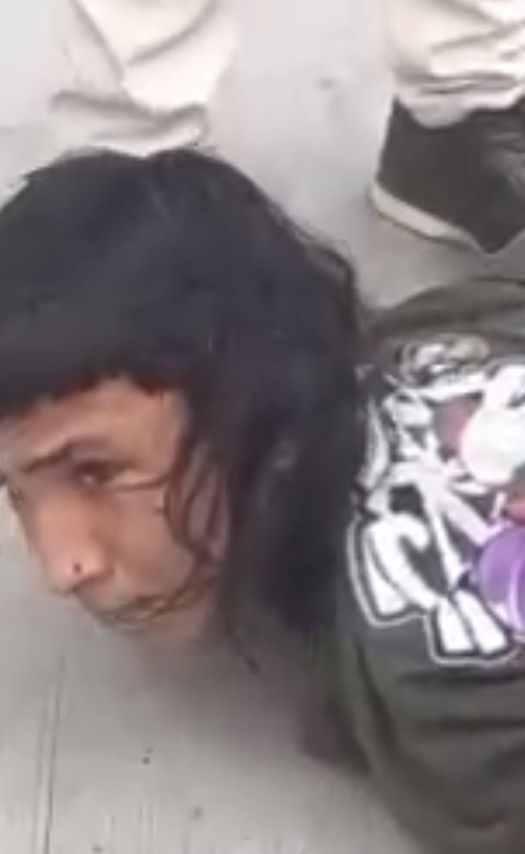 Johanajjcol's tweet image. Aquí está el sicario