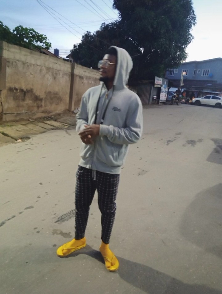 latynho_mykel's tweet image. Nigerians if you all  Support @YeleSowore for President 2027 the way we all support @PeterObi  in 2023 and Sowore knows Nigerians support him to win, if Sowore allow APC to overpower him and steal his mandate I will arrest myself and spend two weeks in Jail for being against Obi