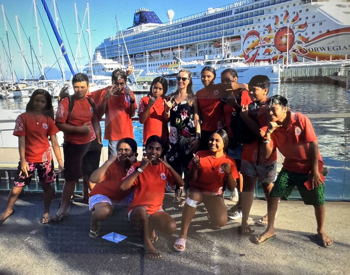 Collège Taaone tweet media