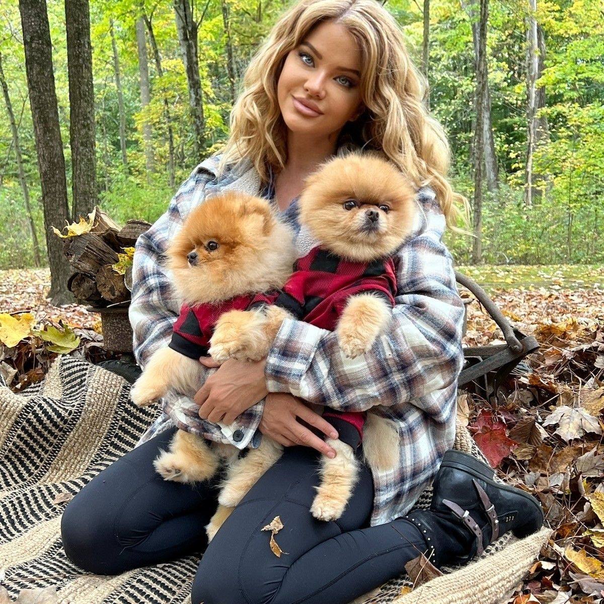 TheOneDevlin's tweet image. If I don't get on MonkeyFlip television or whatever, no one will ever see these dogs again!