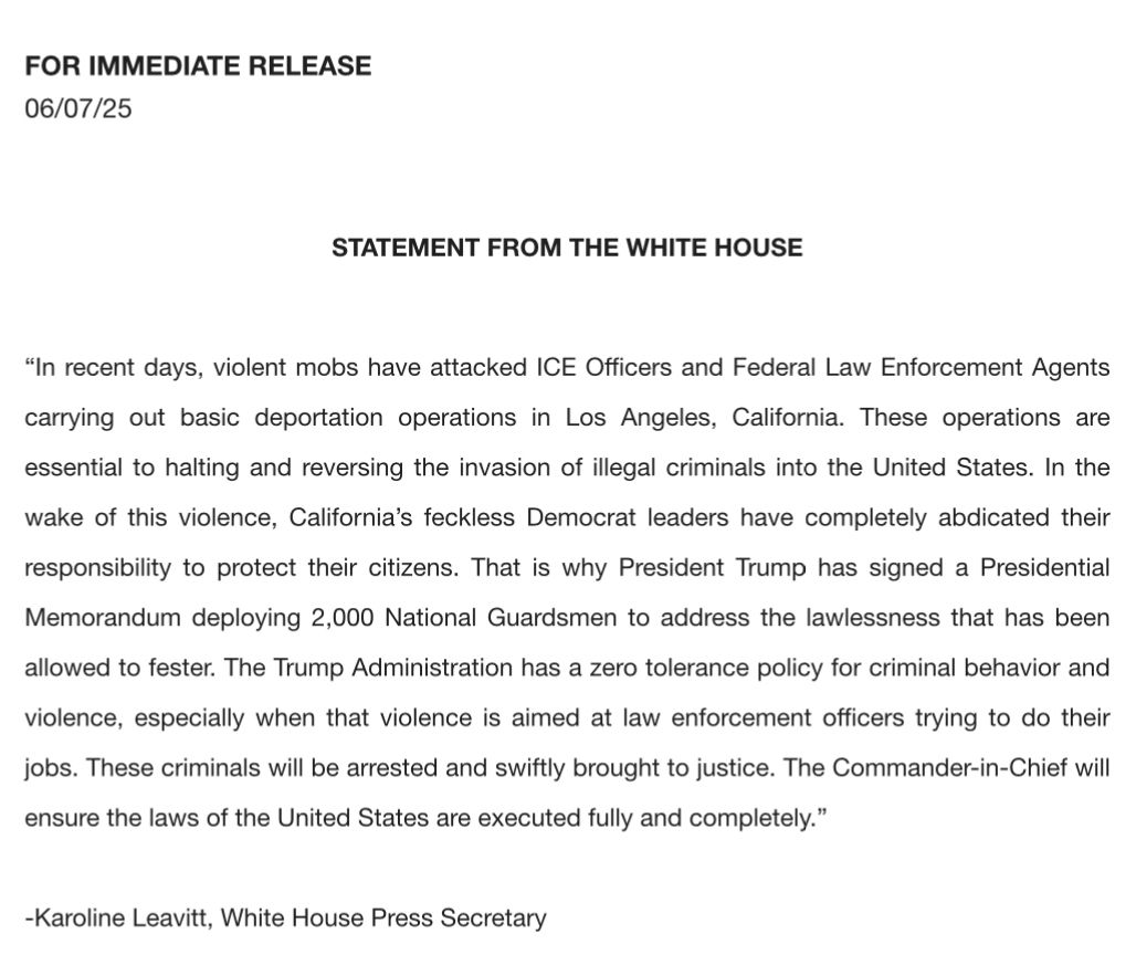 BREAKING 

The White House confirms that President Trump has signed a presidential memorandum to deploy 2,000 National Guardsmen.