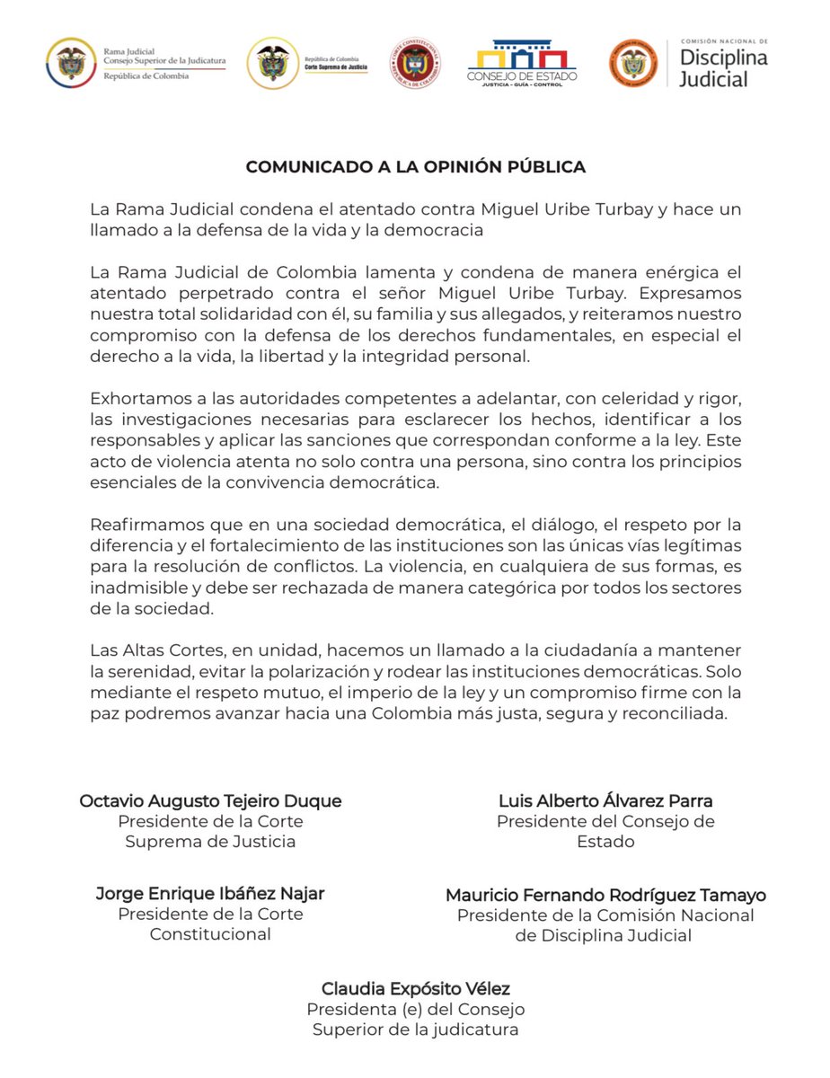 Corte Constitucional (@cconstitucional) on Twitter photo 🔴 #Urgente | Las Altas Cortes rechazamos y condenamos enérgicamente el atentado contra el senador y precandidato presidencial <a href="/MiguelUribeT/">Miguel Uribe</a>.
Expresamos nuestra solidaridad con su familia, equipo de trabajo y colegas del <a href="/SenadoGovCo/">Senado de la República 🇨🇴</a>, y hacemos votos por su pronta recuperación. 🔴 #Urgente | Las Altas Cortes rechazamos y condenamos enérgicamente el atentado contra el senador y precandidato presidencial <a href="/MiguelUribeT/">Miguel Uribe</a>.
Expresamos nuestra solidaridad con su familia, equipo de trabajo y colegas del <a href="/SenadoGovCo/">Senado de la República 🇨🇴</a>, y hacemos votos por su pronta recuperación.