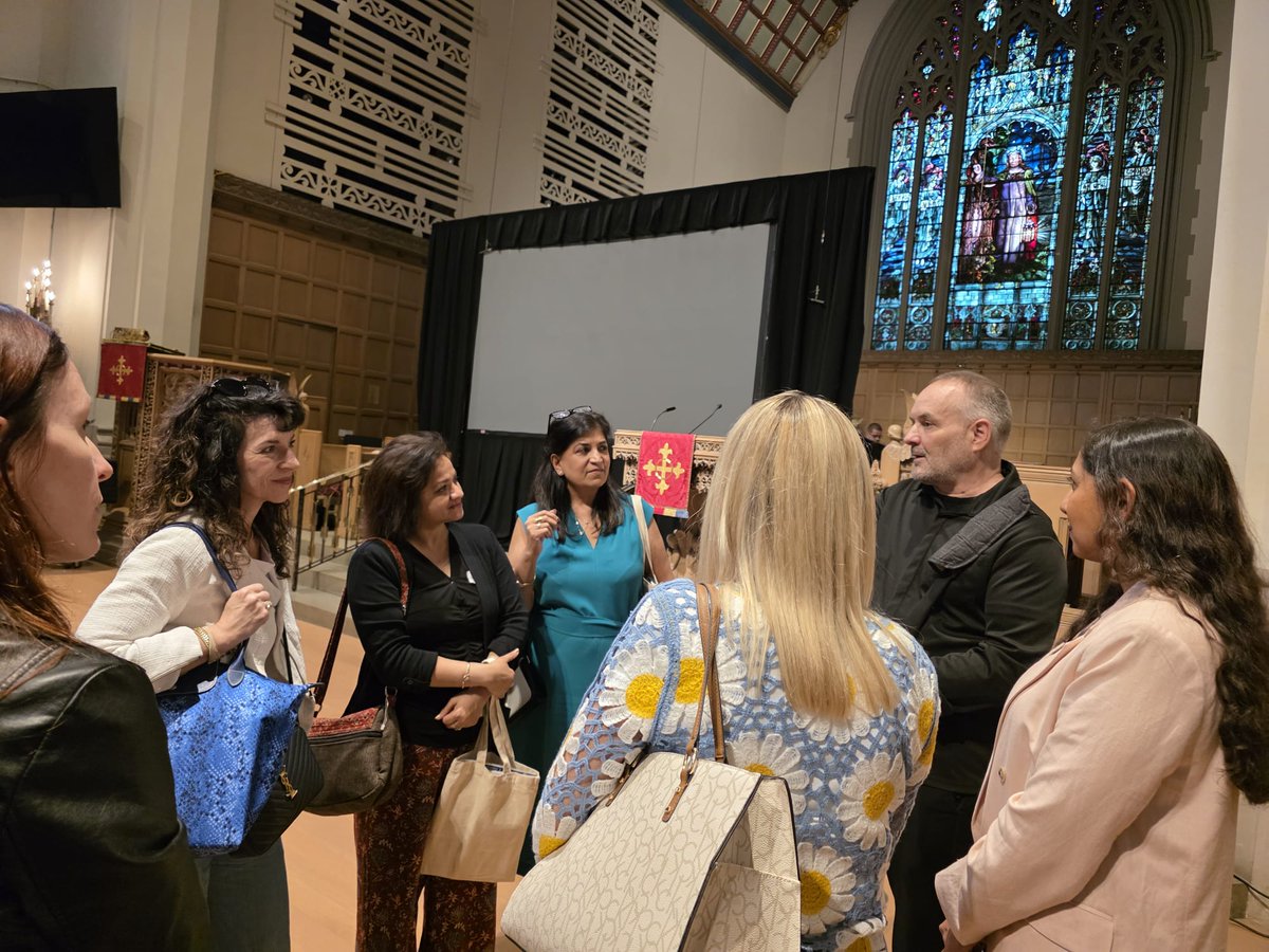 Neerja (@pneerja) on Twitter photo A heartfelt congratulations to <a href="/nsachdeva2019/">Nidhi Sachdeva, PhD</a> for her outstanding leadership in chairing this year’s ResearchEd2025 Toronto event. A dedicated group of experts inspired & reminded us why #DirectInstruction and #ScienceofLearning #SOL matters. A heartfelt congratulations to <a href="/nsachdeva2019/">Nidhi Sachdeva, PhD</a> for her outstanding leadership in chairing this year’s ResearchEd2025 Toronto event. A dedicated group of experts inspired & reminded us why #DirectInstruction and #ScienceofLearning #SOL matters.