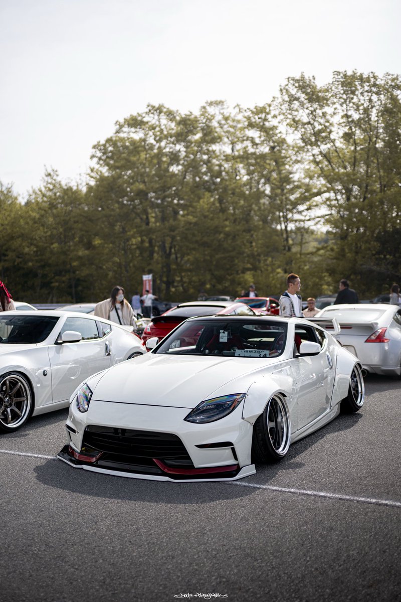 ilove300ZX's tweet photo. 冷静にヤバすぎ https://t.co/PScL16QXtK
