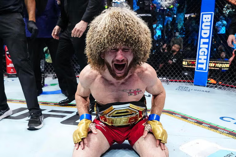 OctoMasterBets's tweet photo. 🚨OMB #UFC316 Plays Pt 4🚨
🔒0.5U Pyfer Inside the Distance +110🔒
🔒0.5U Parlay: 1⃣Harrison -5.5 (-300), 
2⃣Joe Pyfer ML (-410), -152🔒
🔒0.75U Pena v Harrison o4.5 +160🔒
🔒2U Merab by Points -200🔒
#since96 https://t.co/j5G8I6s1my