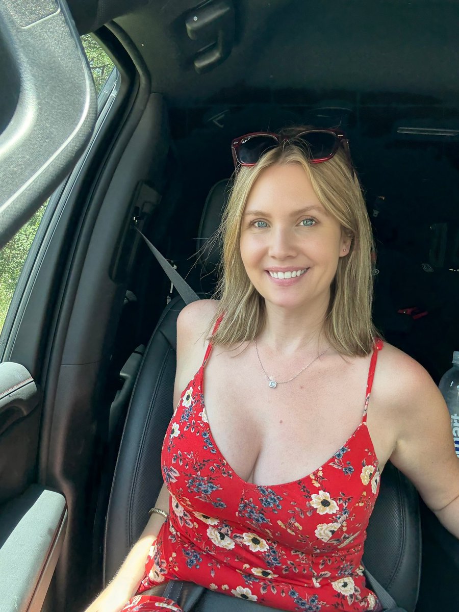 Hi, say it back 😘