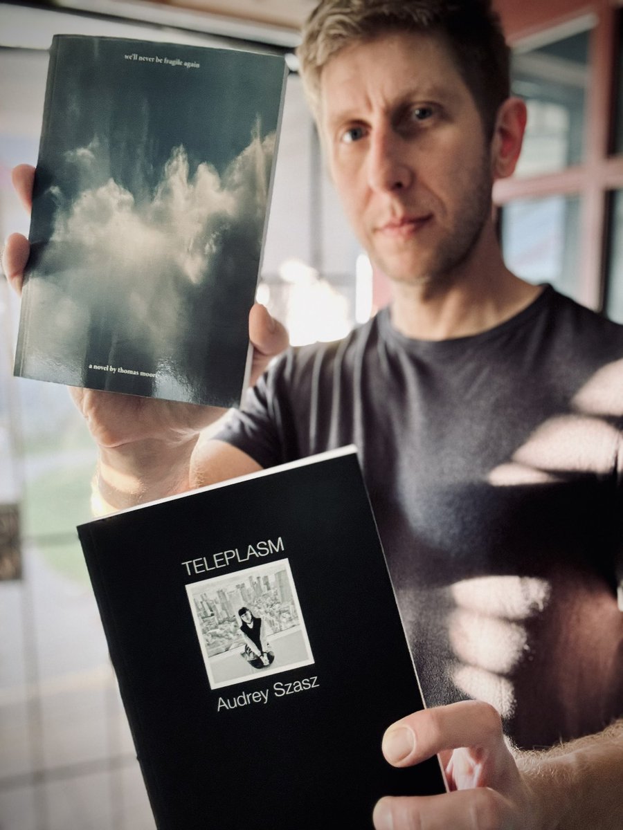 Christopher Zeischegg (@chriszeischegg) on Twitter photo wrapped one of the most intense work weeks of the year to find Thomas Moore and Audrey Szasz in my mailbox along with a personalized and incredibly sweet note from Philip Best of <a href="/AmpSulphate/">Amphetamine Sulphate</a> (🙏 for the additional gift 🖤)
starting my weekend late but in the best way possible wrapped one of the most intense work weeks of the year to find Thomas Moore and Audrey Szasz in my mailbox along with a personalized and incredibly sweet note from Philip Best of <a href="/AmpSulphate/">Amphetamine Sulphate</a> (🙏 for the additional gift 🖤)
starting my weekend late but in the best way possible