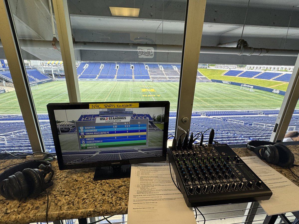 VideoHession's tweet image. Double-header day with Linacre Media directing @AnnapolisBlues on #NBCSportsEngine!