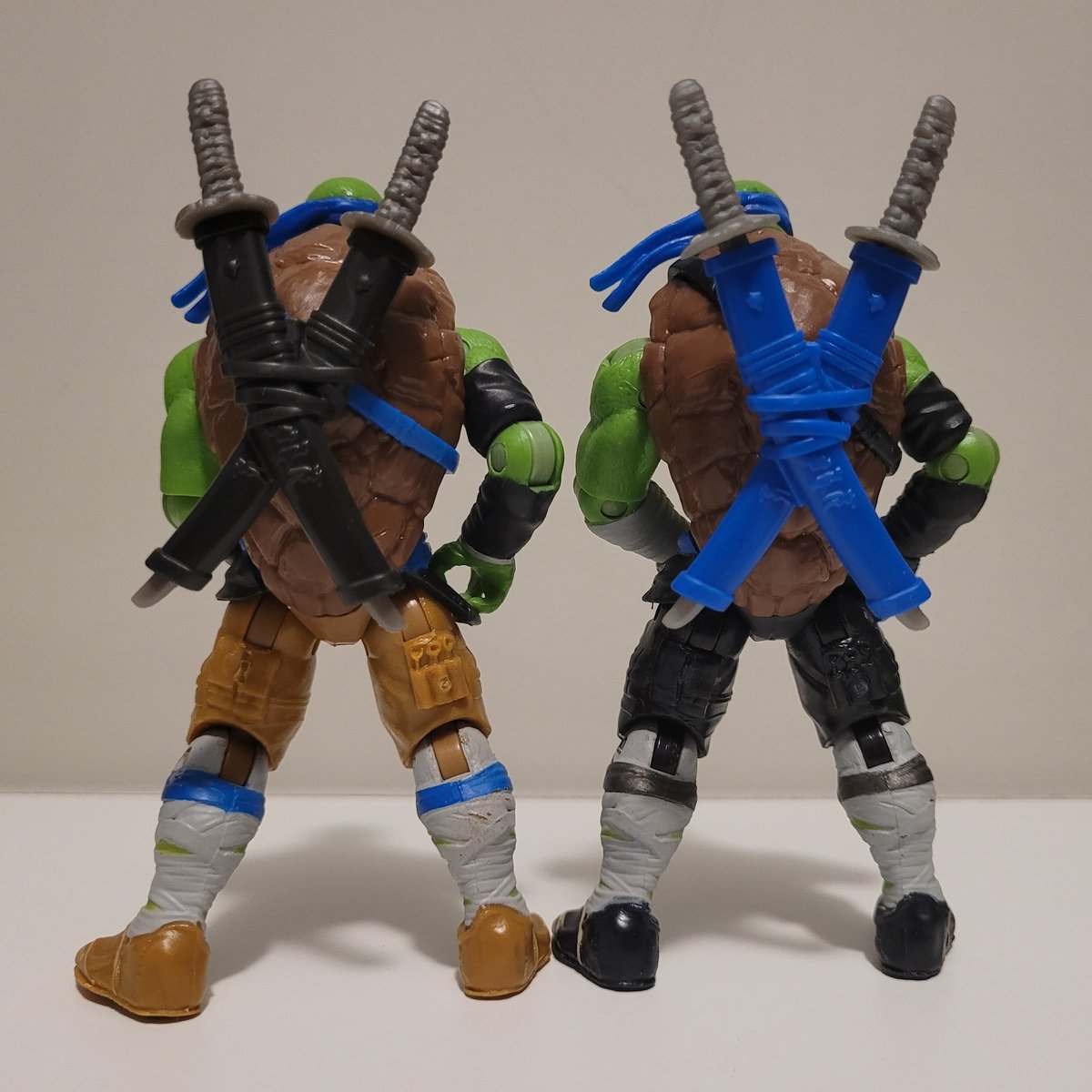 Leonardo Variants 2016
.
#teenagemutantninjaturtles #tmnt #outoftheshadows #playmatestoys #actionfigure #toycollector #toys #toycommunity #toyphoto