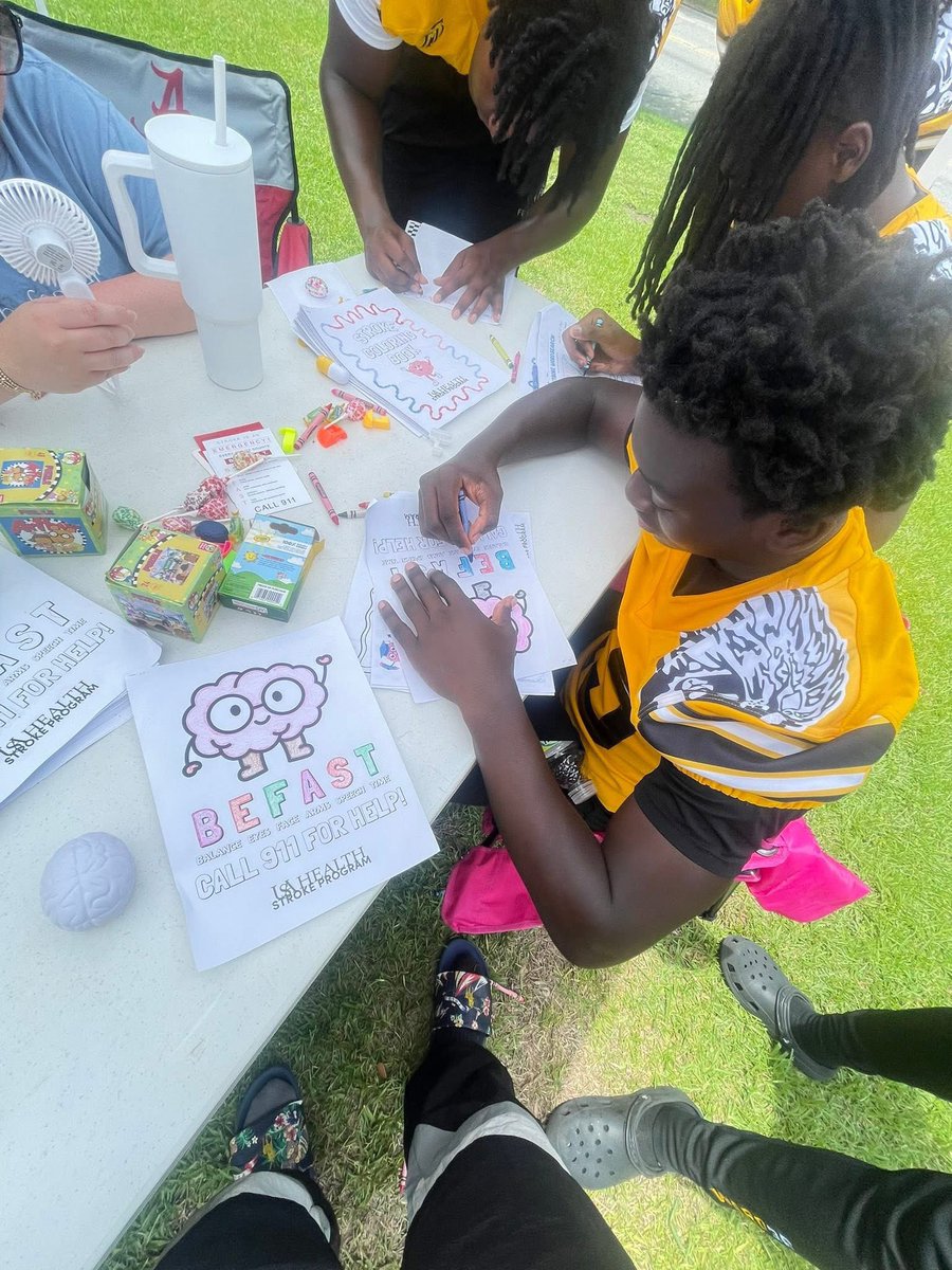John (The Creed🕴🏾) Austin (@johnaustin7170) on Twitter photo It was a blessing giving back to the community at the coloring drive, and being a great roll model for the kids to look up to!!❤️ <a href="/AC_BIG12AU/">Antonio Coleman</a>
<a href="/coachcook55/">Coach Markus Cook</a> <a href="/CoachJonMitch/">Coach Mitchell</a> It was a blessing giving back to the community at the coloring drive, and being a great roll model for the kids to look up to!!❤️ <a href="/AC_BIG12AU/">Antonio Coleman</a>
<a href="/coachcook55/">Coach Markus Cook</a> <a href="/CoachJonMitch/">Coach Mitchell</a>