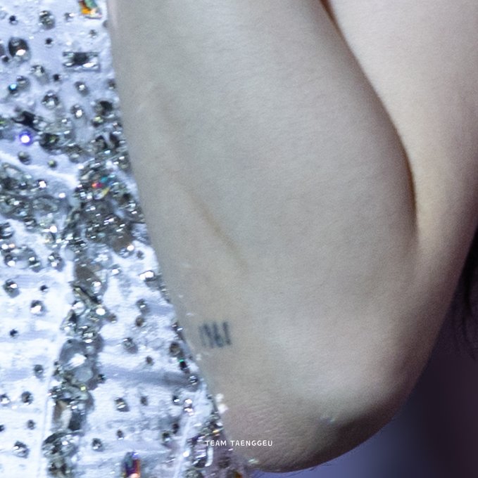 TeamTaenggeu's tweet image. The scar is still here🥲
My poor girl 🥲
#Taeyeon #태연