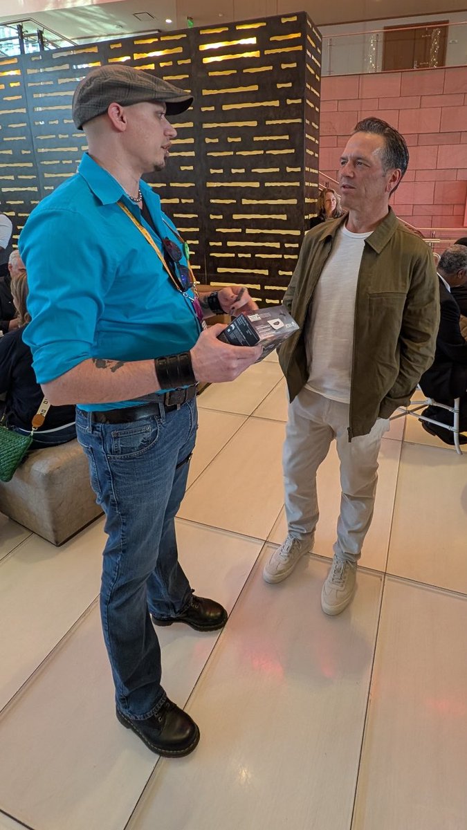 If not for <a href="/XboxP3/">Phil Spencer</a> giving <a href="/RareLtd/">Rare Ltd.</a> an opportunity to make <a href="/SeaOfThieves/">Sea of Thieves</a>, I wouldn’t have fallen in love with the game. I wouldn’t made the Keelhauled Podcast . I wouldn’t have joined <a href="/InsipidGhost/">InsipidGhost🎮👻🎃</a> on #Xbox Expansion Pass. I wouldn’t have been able to go to #SGF2025!

Thanks Phil!