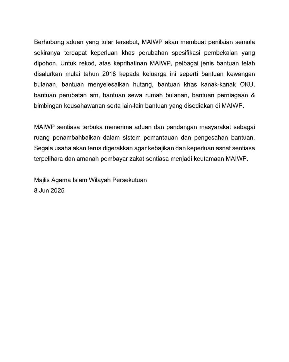 KlutzyKucing's tweet image. Banyak betul bantuan dia dapat ye semenjak 2018. Patut boleh tengok2 sama, ramai lagi kat luar tu  yg perlu bantuan. Sebuah keluarga je dah macam2 bantuan, takut yg sepatutnya lebih memerlukan terlepas.

Siap bantuan selesaikan hutang. Tapi ayat pompuan ni cam meninggi diri ,…