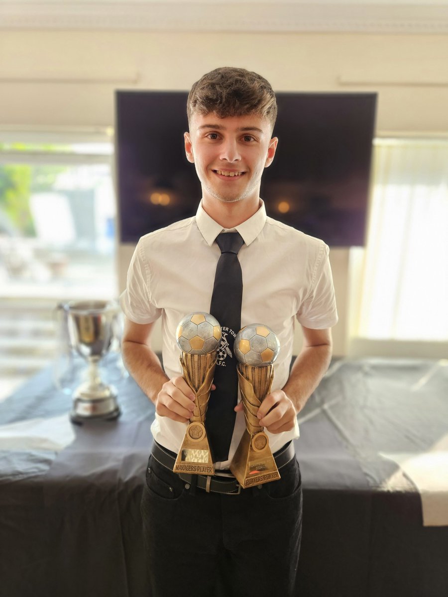 LAMPETERTOWNAFC tweet media