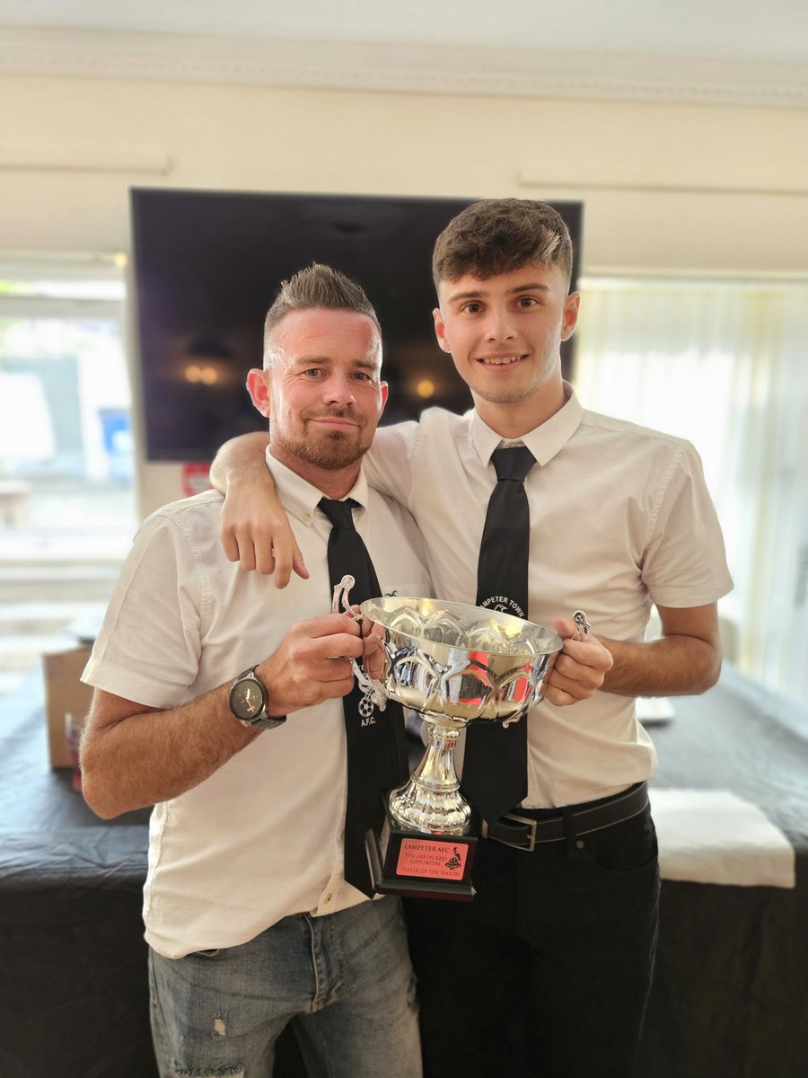 LAMPETERTOWNAFC tweet media