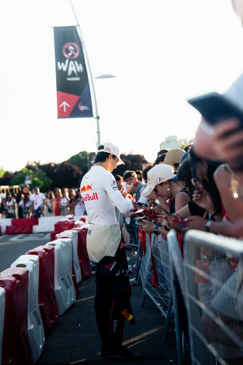 Mil gracias a los más de 70 mil que habéis venido al ShowRun en el <a href="/madring_oficial/">MADRING</a>! ❤️🇪🇸

Agradecido a los que lo han hecho posible y con las pilas cargadas para la 2a mitad de la temporada!! 💪🏻

VAMOS!! 🚀