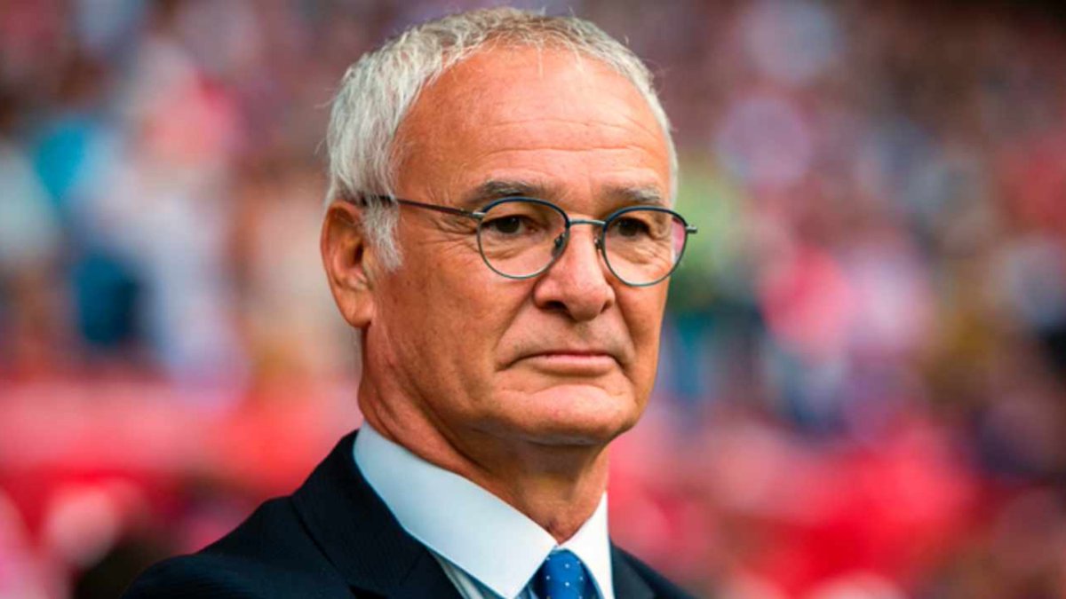 Cica7981's tweet image. Presidente #FIGC 
Presidente #LegaA 
La svolta per un calcio serio.