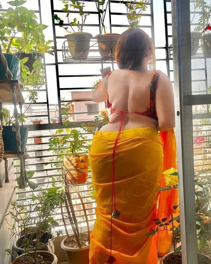 UrbanKingX89's tweet photo. तेरे इश्क़ की दीवानगी दिल को महका देती है,
तेरे बिना ये सांसें भी अधूरी लगती हैं।
तेरे साथ हर पल एक कहानी बन जाता है,
तेरे बिना हर ख्वाब अधूरा सा रह जाता है।
#TeraPyar #DilKiDuniya #MohabbatKiKahani https://t.co/Bo8IJ0Nn6M