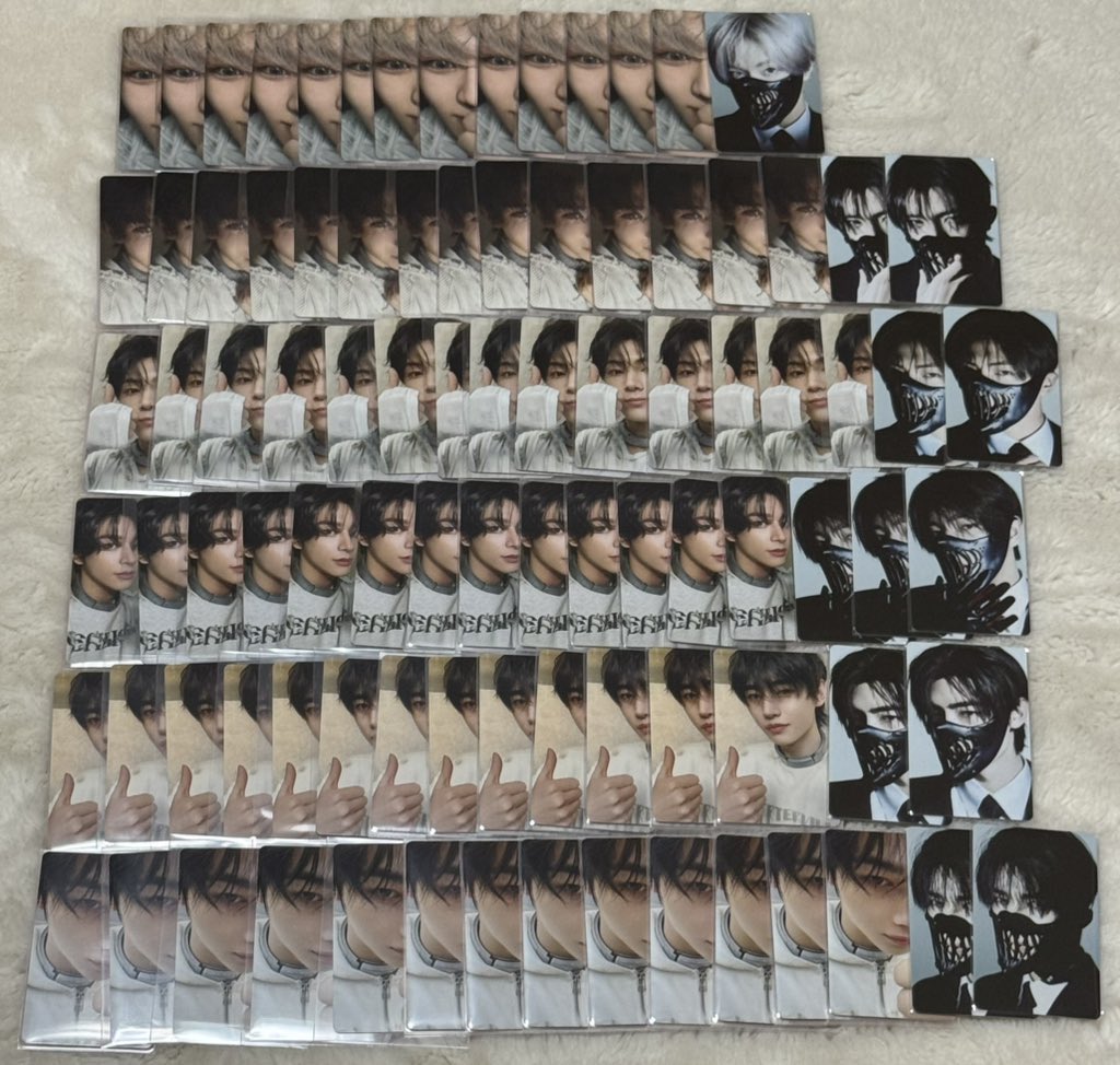 sunhyun_03's tweet photo. ENHYPEN DESIRE:UNLEASH トレカ weverse jp ユニバ HMV タワレコ 特典 交換 ラキドロ トレカ 交換 買取 シリアル

求）ソヌ（特に店舗特典求めてます）

譲）画像のもの

なるべくまとめて交換可能な方、色んな店舗特典トレカ求めてます

 #ENHYPEN交換  #ENHYPENトレカ交換 https://t.co/lox0EGVEQ6
