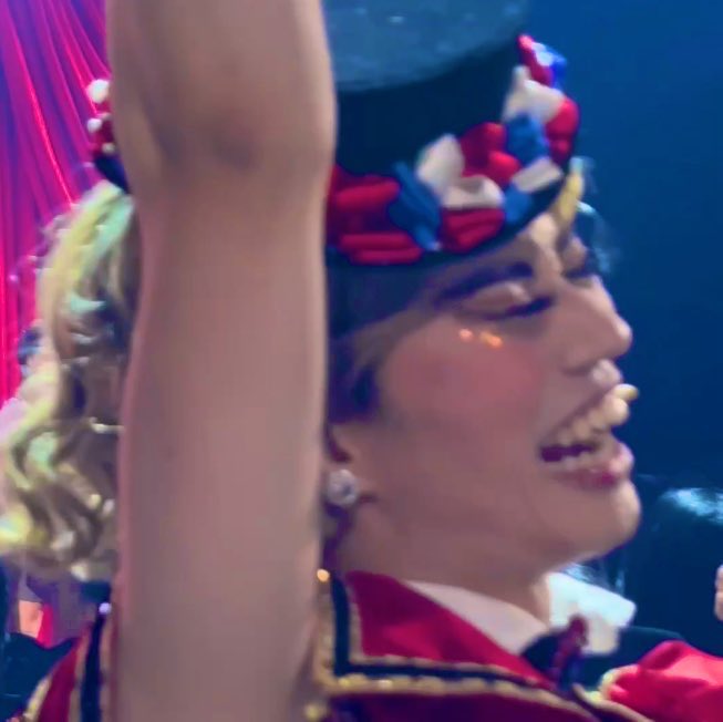 Springhorse_45's tweet image. 今回のキンキーで本田大河くんを初めて知りましたがとてもキュートで目をひく方でした
これからのキンキーブーツを担われる方なんだろな☺️👠
最後の決めポーズ後一瞬顔を歪めて感極まるシャンリンちゃん
その後とびきりの笑顔を振り撒き舞台へ戻られました
感動をありがとう✨
#JustBe 
#Kinkybootsjp