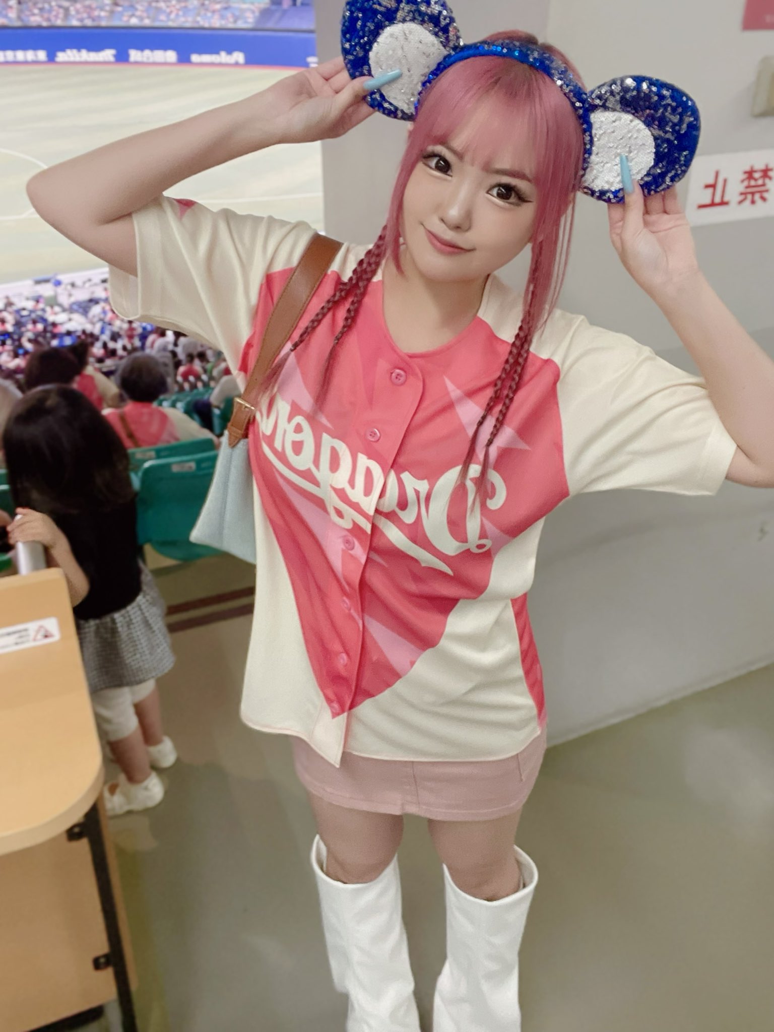 まきろん🎀 (@maaaki__chan) / X