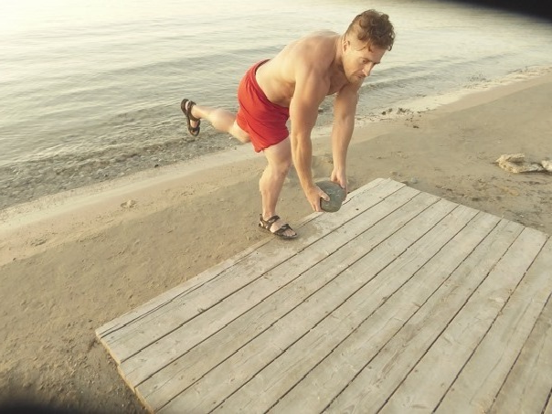 joshuaeeriksen's tweet photo. At the beach, using freshwater bedrock, go for a 3 set 39 rep weighted single legged balanced reach deadlifts with elevated toe up to heel down action then add progressive resistance overload for desired effect. #Proverbs11:1 #stayingalivein2025 #fattofitnoquit #fightyoflight #fababs #icanucantoo #generationjoshua
@ https://t.co/m8u44fXE5G