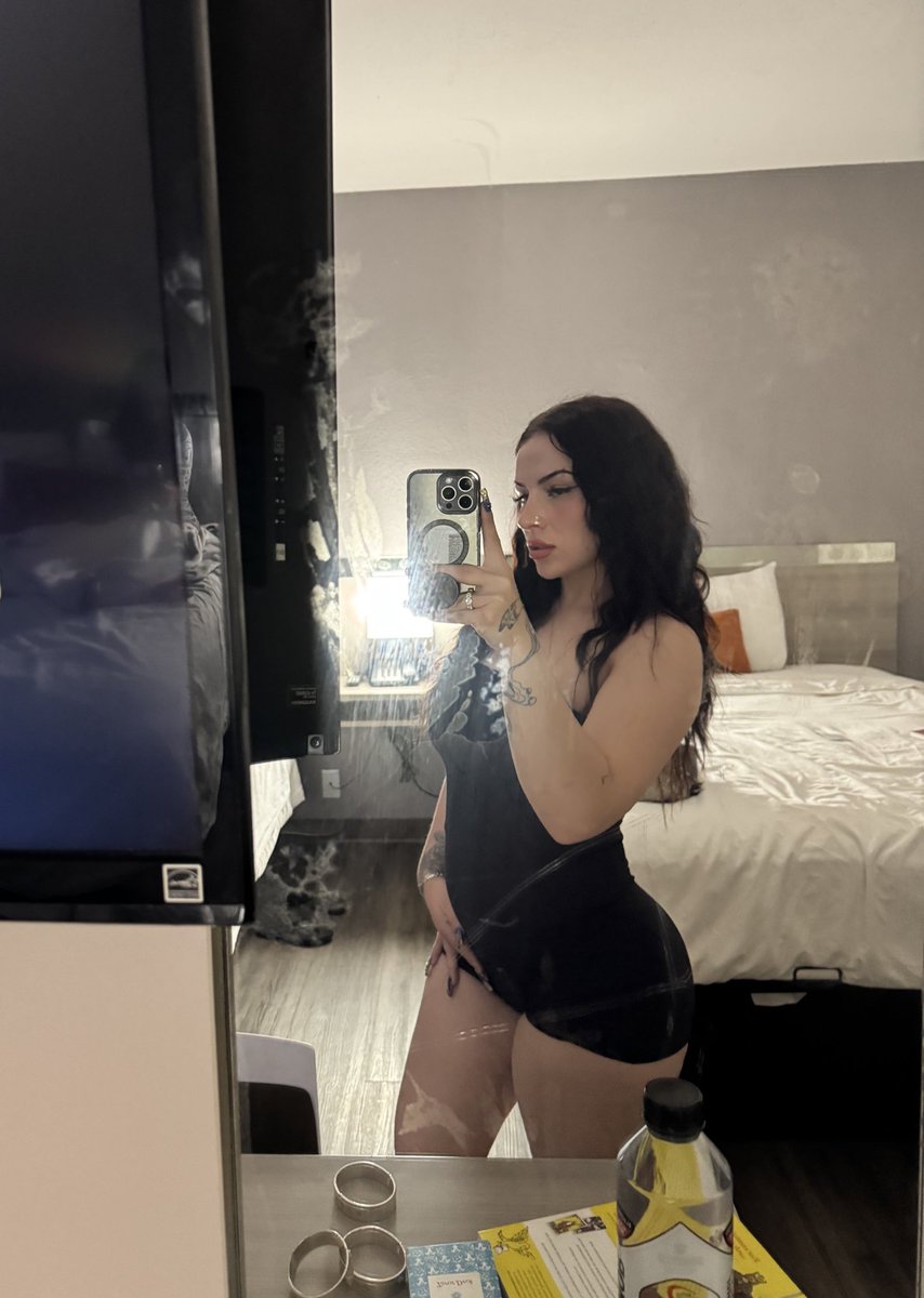 I’m so cute like gawddddd damn