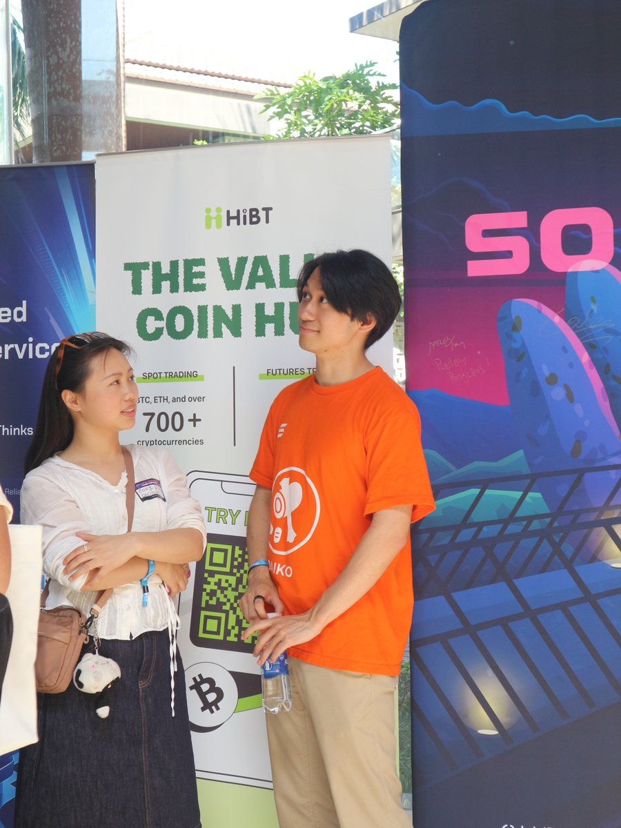 HibtAsia's tweet photo. 🎉 HiBT Asia Solana Founders’ Checkpoint – Đà Nẵng

@HiBTAsia rất vinh dự khi được tham gia Solana Founders’ Checkpoint, một sự kiện kết nối cộng đồng Builder hệ Solana tại Việt Nam do @scaling_x, @SuperteamSG & @Solana_zh đồng tổ chức.

Tại sự kiện, Hibt asia đã có cơ hội:
✨ Gặp gỡ hàng loạt dự án sáng tạo
✨ Giao lưu với cộng đồng Web3 sôi động
✨ Chia sẻ thông tin và kết nối cùng những người dùng yêu quý của HiBT

📸 Cùng nhìn lại một vài khoảnh khắc đáng nhớ tại gian hàng HiBT 👇

💙 Trân trọng cảm ơn tất cả Hibtizens đã ghé thăm gian hàng và ủng hộ HiBT, cũng như sự hỗ trợ nhiệt tình từ đội ngũ @scaling_x,@SuperteamSG & @Solana_zh đã tạo nên một không gian Builder vibes đúng nghĩa!

#HiBT #SolanaFoundersCheckpoint #ScalingX #SolanaVietnam #BuilderVibes #HiBTonTour