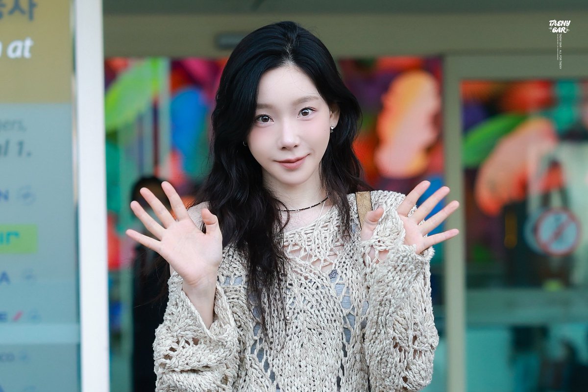 TaeNy_Bar's tweet image. 250606 ☺️🤏🏻
#태연 #TAEYEON
