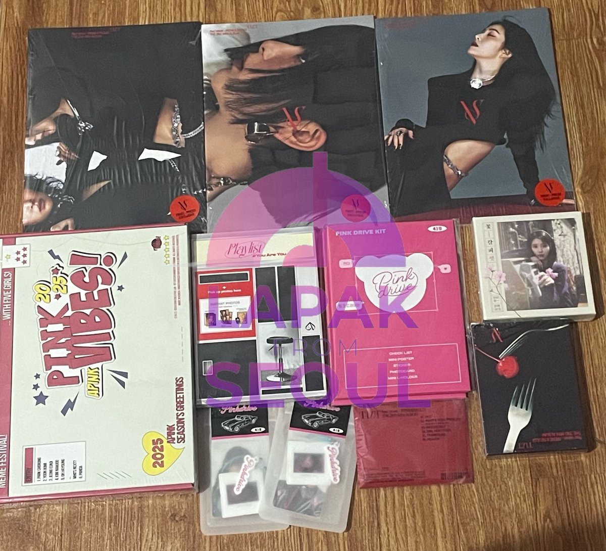 lapakfromseoul's tweet photo. #HandcarryLFS #LFSarrived Jakarta
#Taeyeon Letter to Myself LP
#Yoona 2025 Birthday MD
#RedVelvet Irene Seulgi TILT
#Apink 2025 Season greeting n merchandise
#IU A Flower Bookmark 3 https://t.co/lX0x1rieIQ