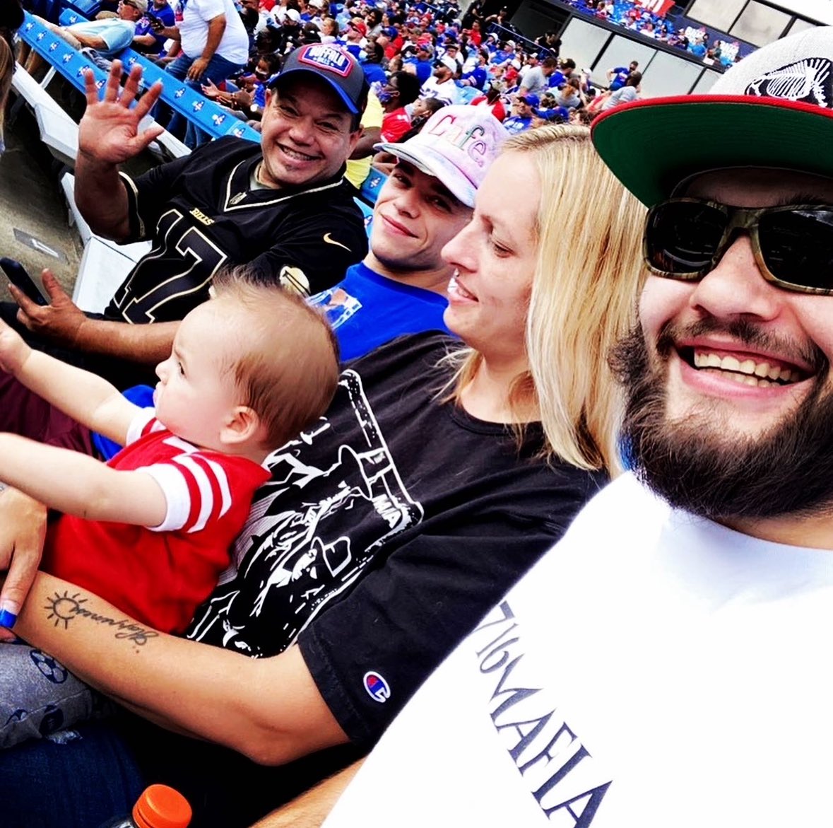 TagTappers's tweet image. 🕊️ Rest Free, Brother🕊️
This is the post I never wanted to write.
My brother made life hard for me as brothers do, but he did it with love and that pressure made me a diamond.
Made me who I am. He was wild, complicated, full of fire and love. He didn't always make the right…