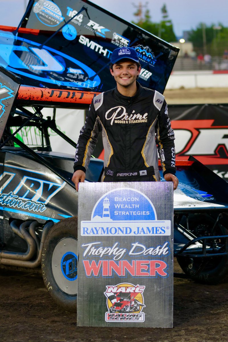 Max Mittry pulls the #1 chip and WINS!

He will start on the pole of the feature, alongside teammate Justin Sanders!