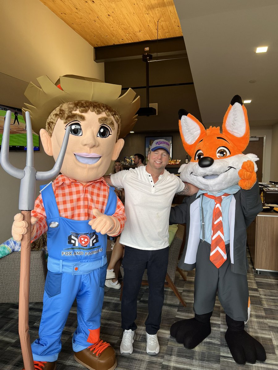 foxandfarmer's tweet image. 