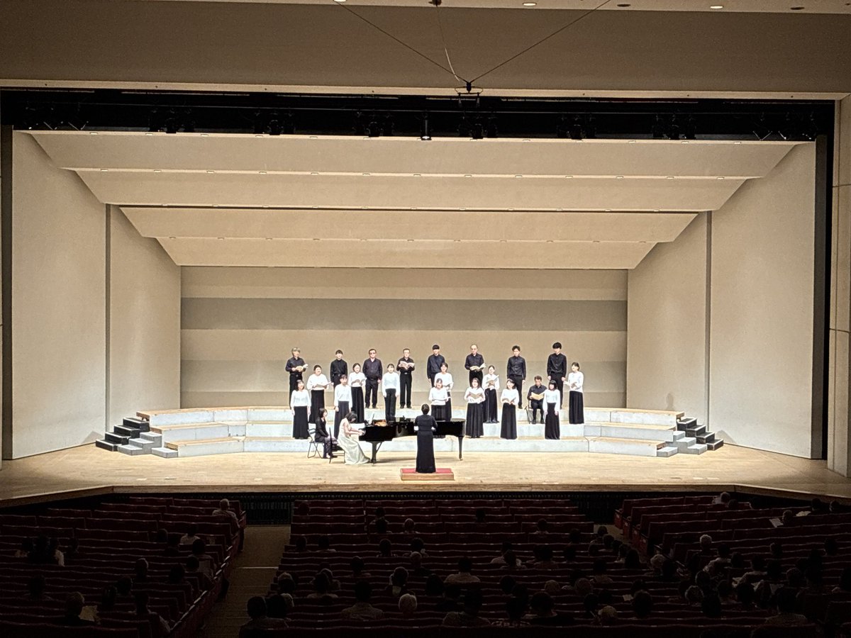 第一部が終了、現在第二部の演奏が始まっています。