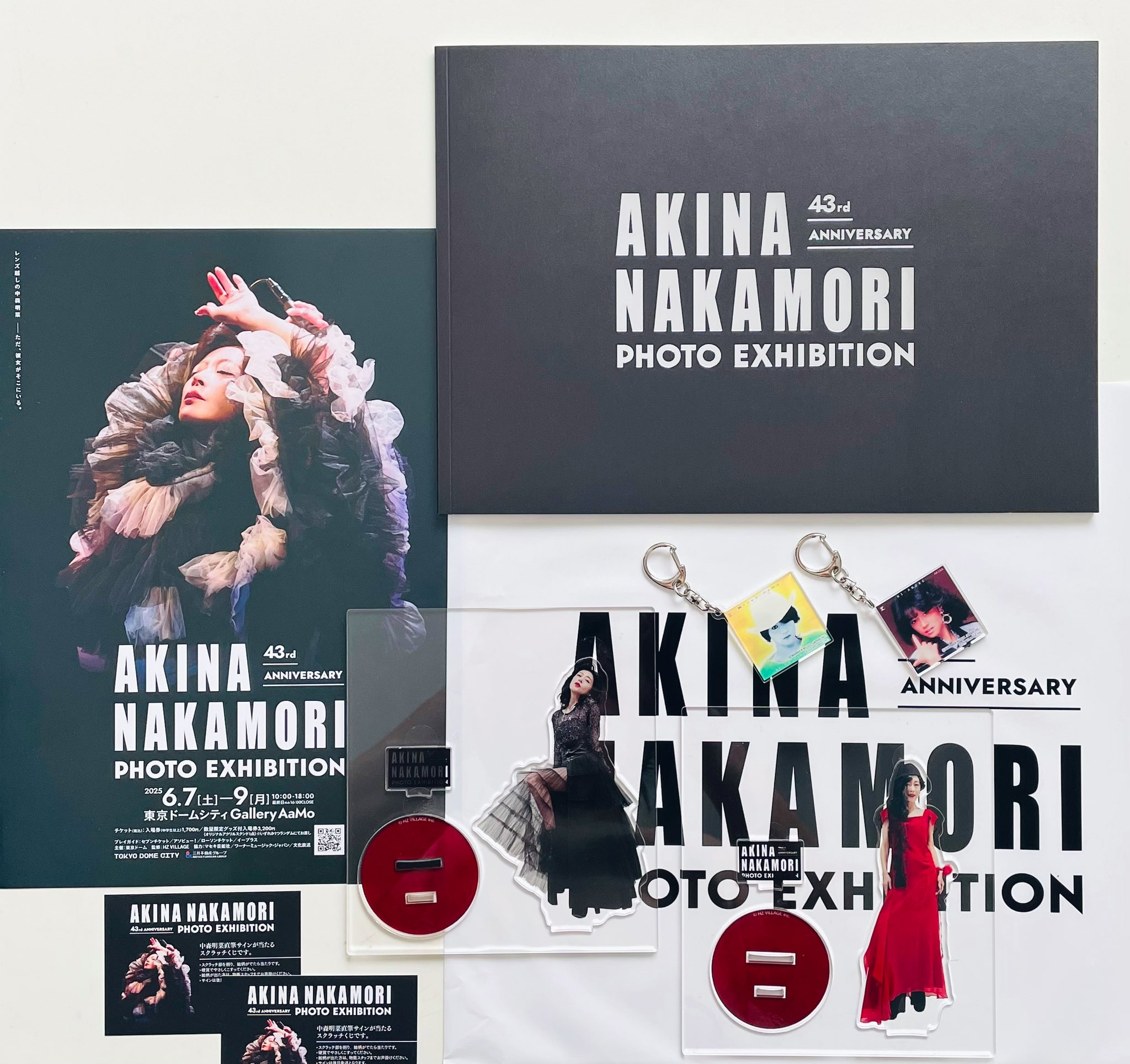 中森明菜43周年記念写真展、公式フォトブックや限定グッズ、直筆