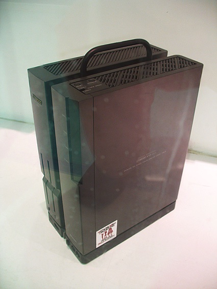 「HMOとかの中の人。」が打ち込みに愛用のX68000を使っていたという伝説💻

（写真は2009年に渋谷パルコ・PART1【初音ミクとテクノ・デザイン展】で展示された現物）
 #X68000の日