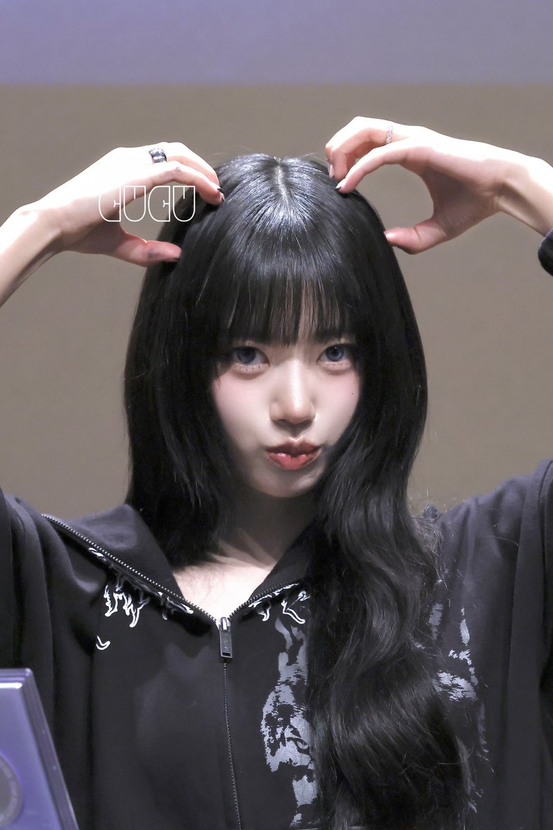 0608 👋🏻😘🐻

#마야오 #수인 #MEOVV #SOOIN