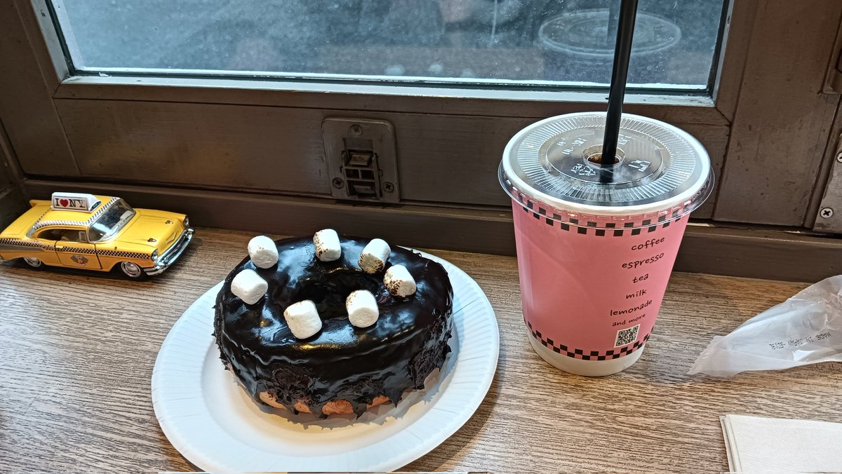 カット後にギロッポンで食べたドーナツ🍩