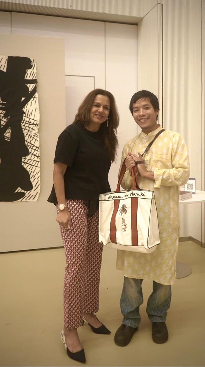 Sangita Jindal (@sangitasjindal) on Twitter photo Yesterday art seamlessly blended with food as artist Thamshangpha Merci Mapu prepared a Manipuri meal for all of us -living in a fractured world! <a href="/artindiamag/">Art India Magazine</a> <a href="/manipurmygov/">MyGov Manipur</a> Yesterday art seamlessly blended with food as artist Thamshangpha Merci Mapu prepared a Manipuri meal for all of us -living in a fractured world! <a href="/artindiamag/">Art India Magazine</a> <a href="/manipurmygov/">MyGov Manipur</a>